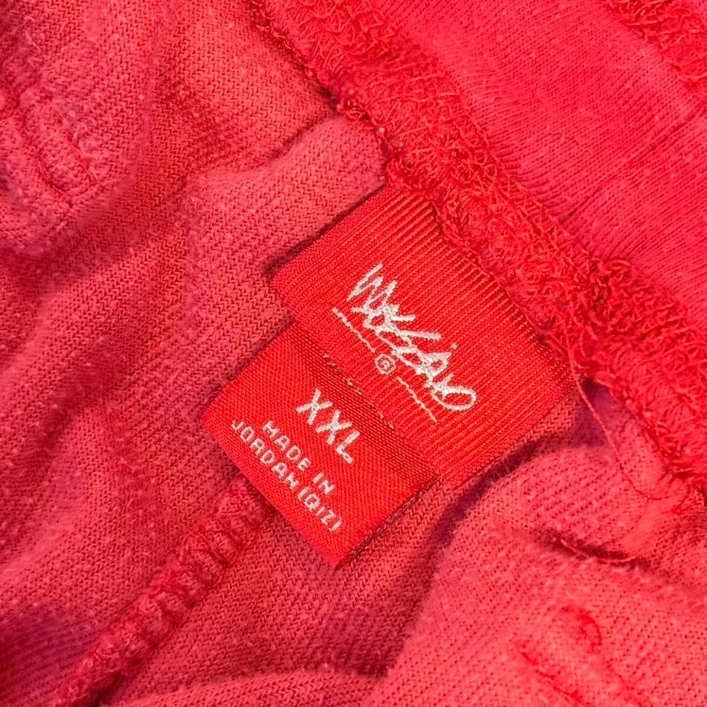 Y2K 2000s style red cargo shorts with pockets - Picture 2 of 8